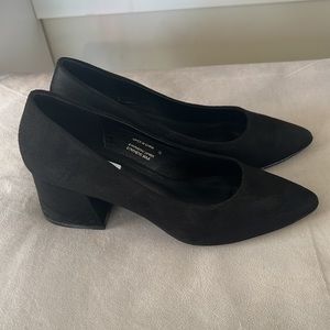 Steve Madden Black Drey Microsuede Block Heel
